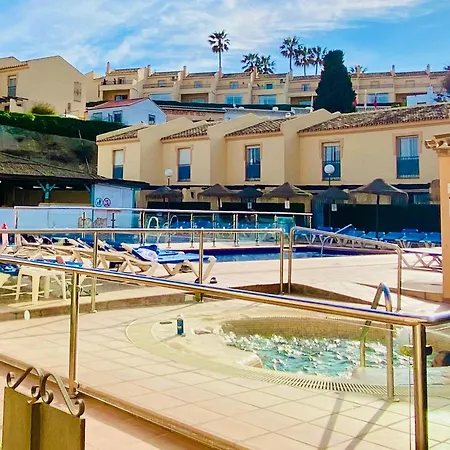 Duplex For 6 Guest With 3 Pools, Jacuzzi, Bbq, Parking, 200m From Mijas Costa & Fuengirola * El Faro