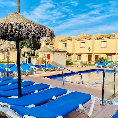 Apartment Duplex For 6 Guest With 3 Pools, Jacuzzi, Bbq, Parking, 200m From Mijas Costa & Fuengirola *