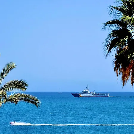 Duplex For 6 Guest With 3 Pools, Jacuzzi, Bbq, Parking, 200m From Mijas Costa & Fuengirola El Faro